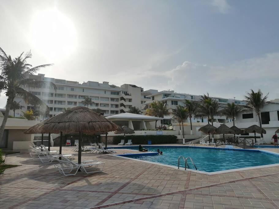 Confortable Depa En Condominio Frente Al Mar! Cancún Exteriér fotografie