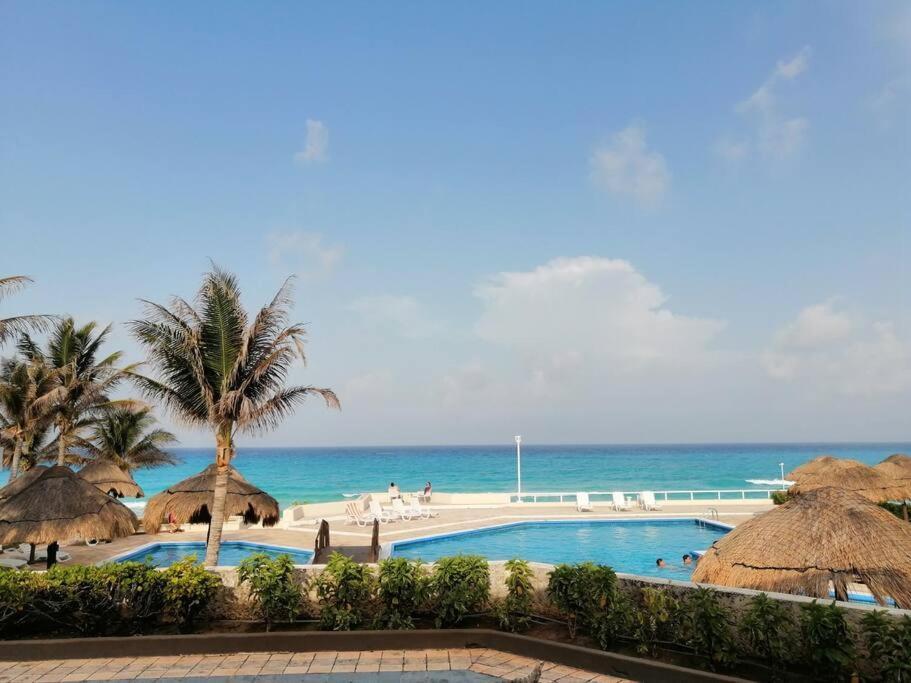 Confortable Depa En Condominio Frente Al Mar! Cancún Exteriér fotografie